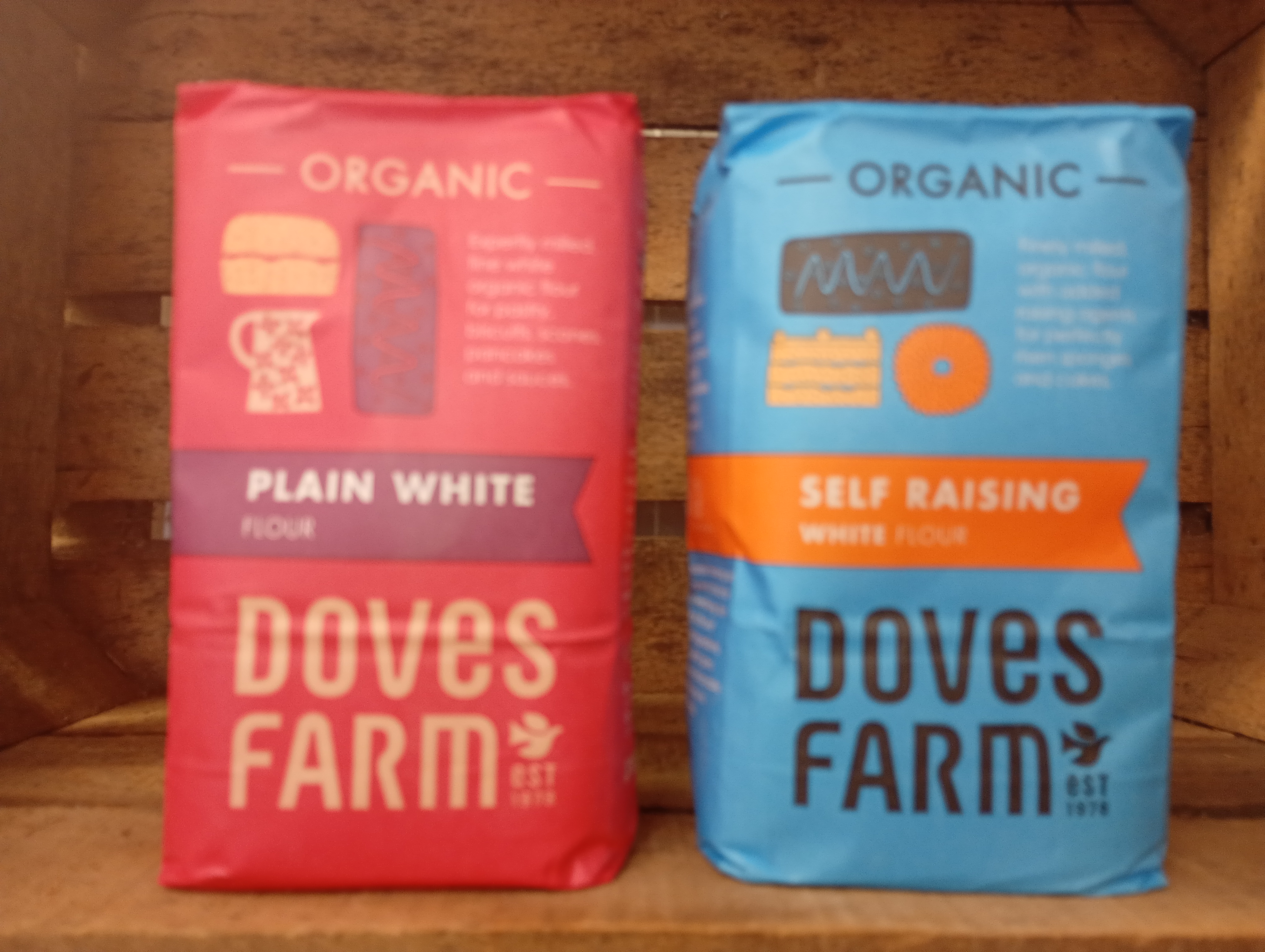 Doves Plain/Self Raising flour